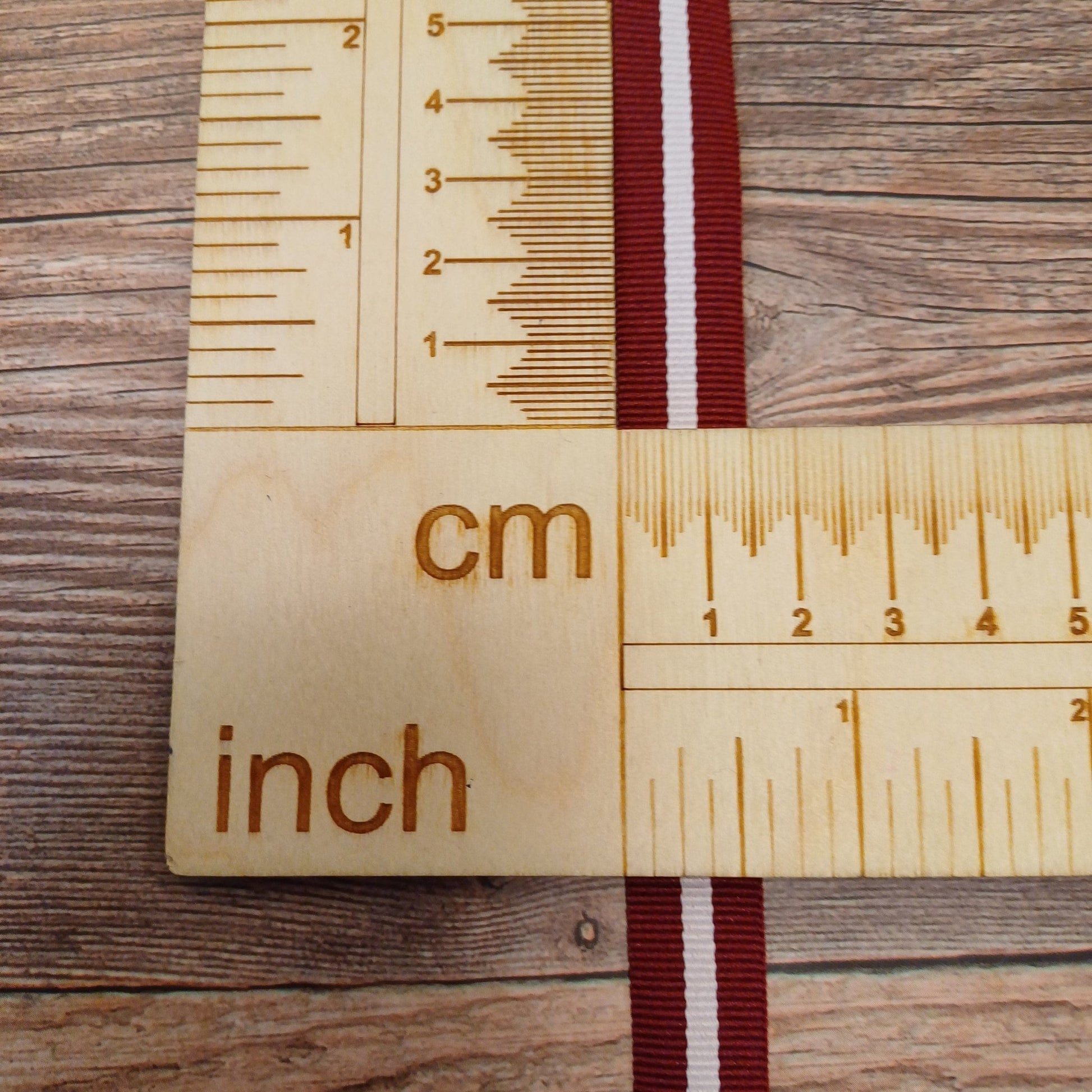 alt
Latvian flag ribbon 15 mm-LV