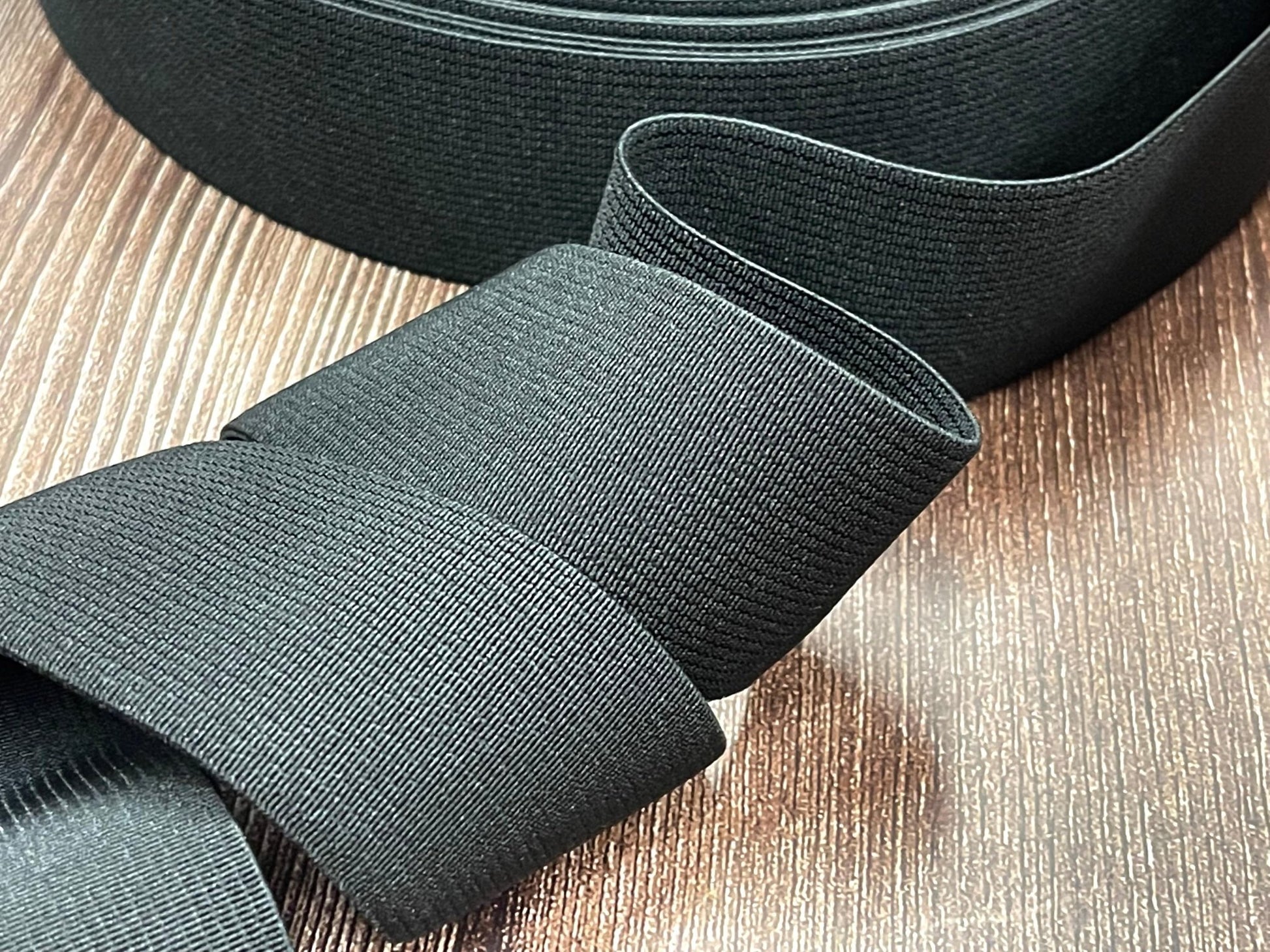 Flaches Gummiband, 4 cm, schwarz