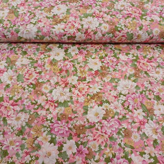 Tissu premium 100 % coton, fleurs d'été sur fond rose 115 g/m²