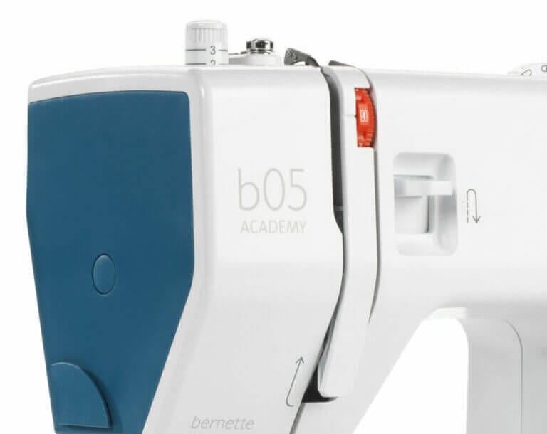 Sewing Machine Bernette-B05 Academy