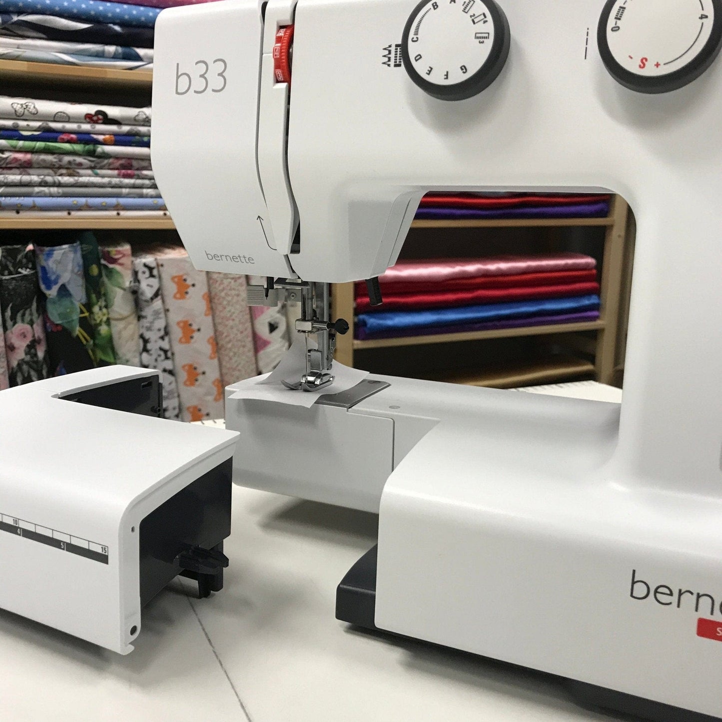 Nähmaschine Bernette-B33