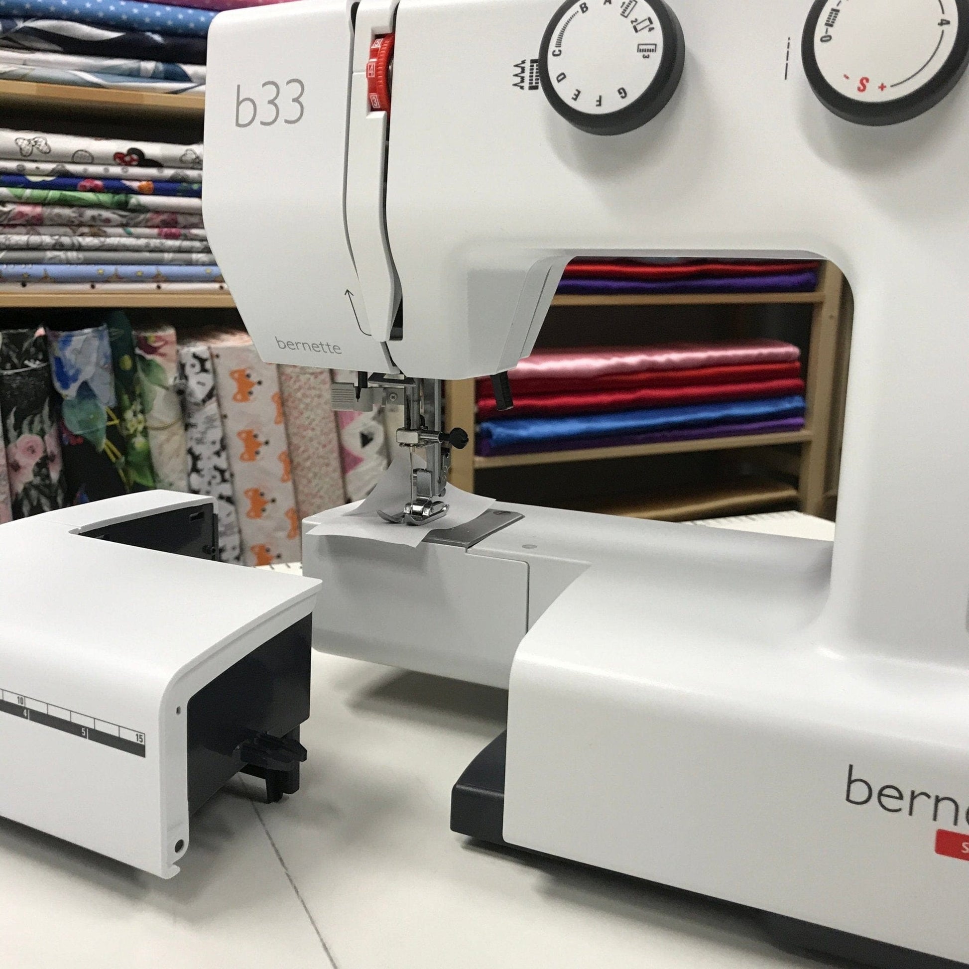 Nähmaschine Bernette-B33